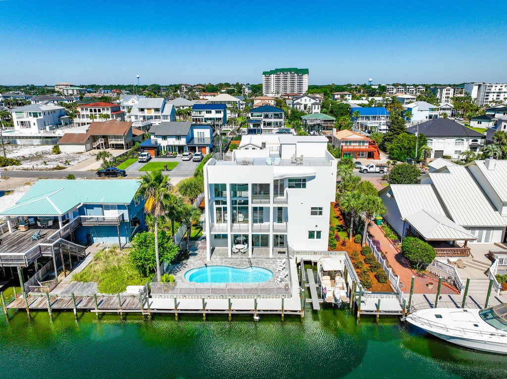 93 of 103 - 612 Magnolia Drive, Destin, FL