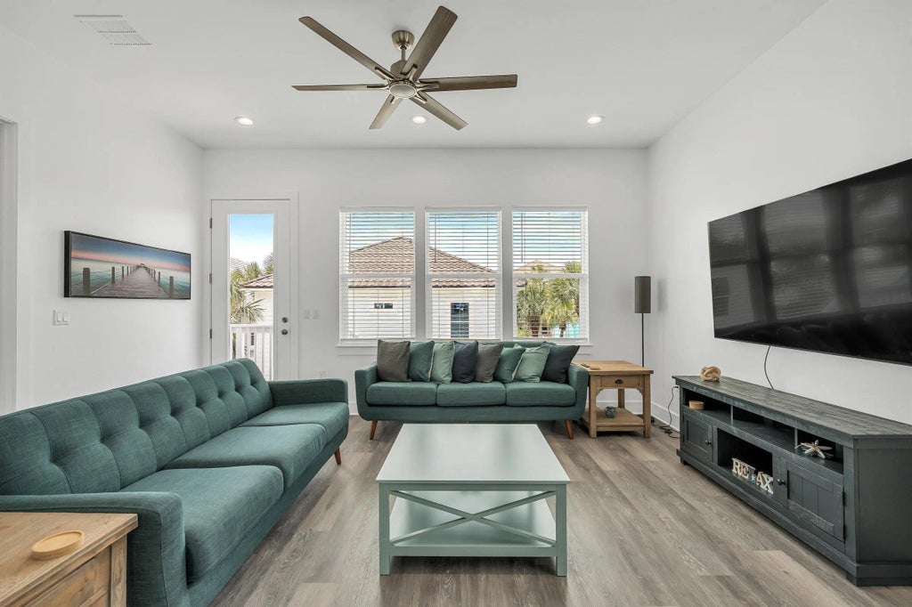 19 of 33 - 1421 Sonata Court Court, Navarre, FL