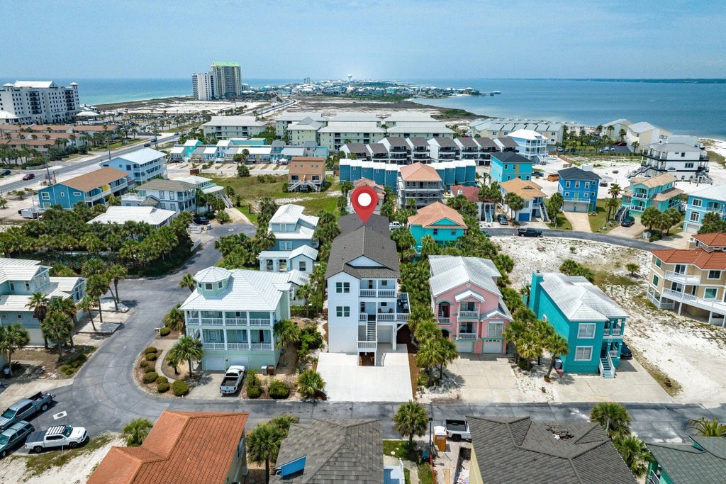 4 of 33 - 1421 Sonata Court Court, Navarre, FL