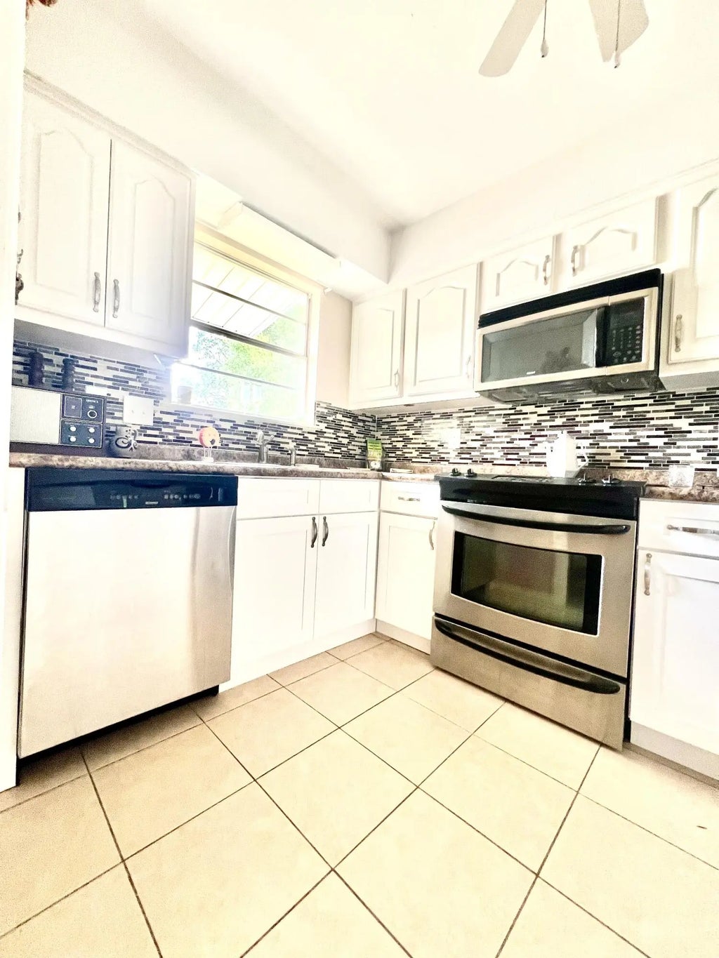 9 of 19 - 307 Nw Sikes Circle, Fort Walton Beach, FL