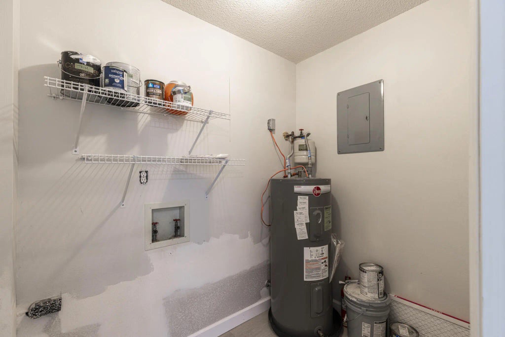 39 of 43 - 29 11th Street A, Shalimar, FL