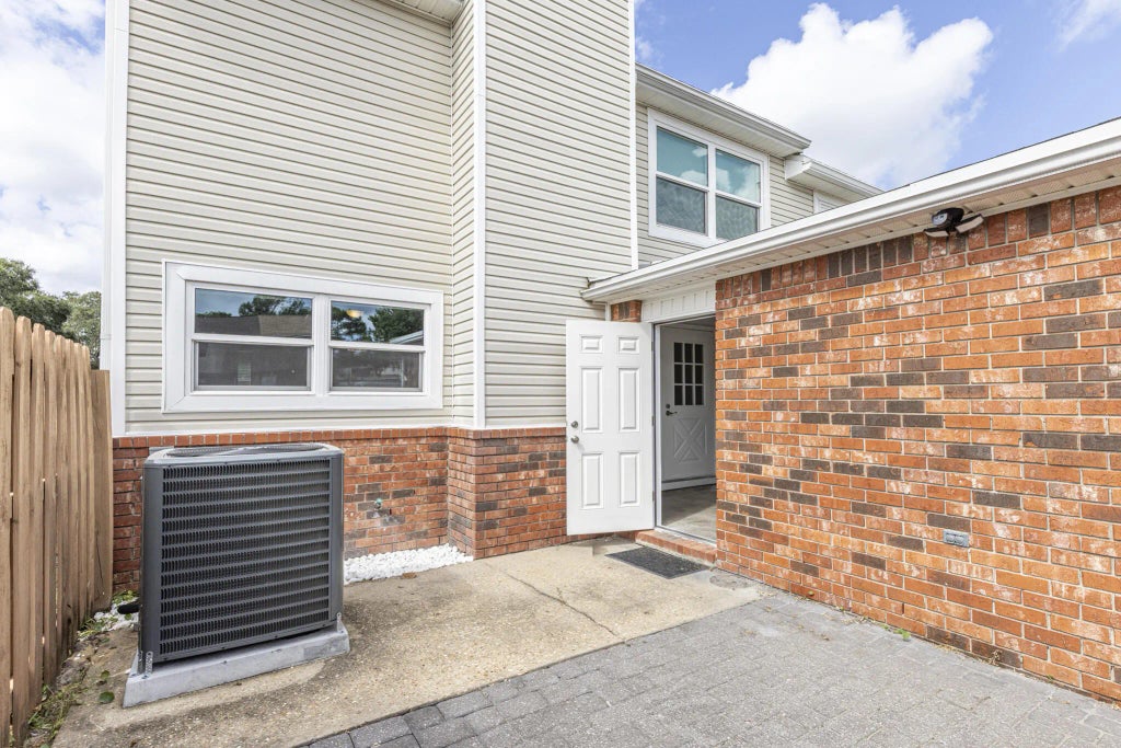 43 of 43 - 29 11th Street A, Shalimar, FL