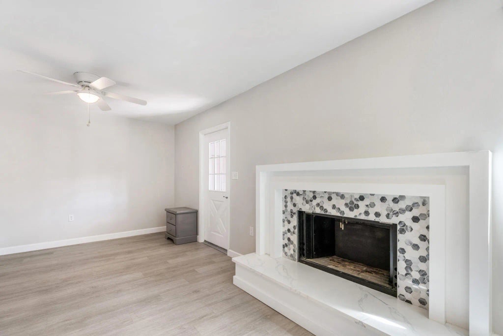 7 of 43 - 29 11th Street A, Shalimar, FL