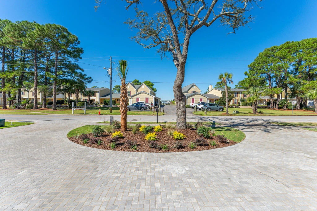 8 of 84 - 22 Shalimar Drive, Shalimar, FL