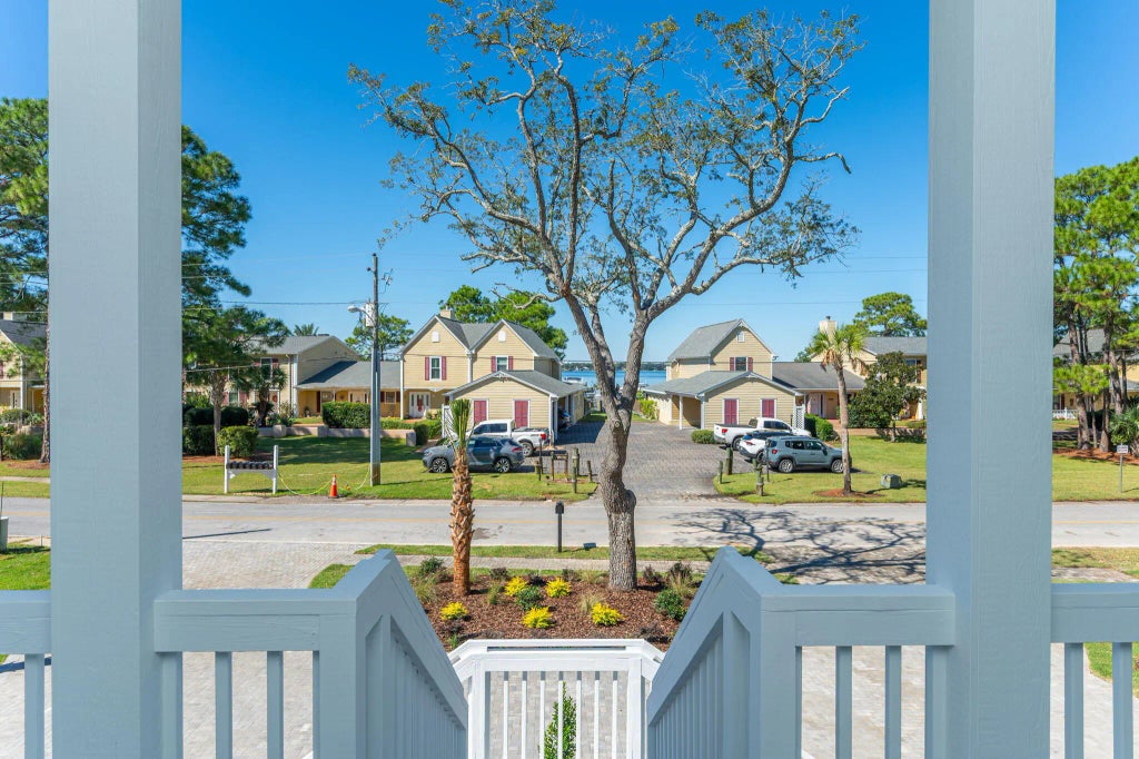 9 of 84 - 22 Shalimar Drive, Shalimar, FL