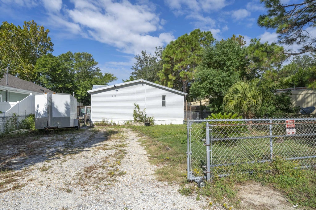 4 of 28 - 315 Magnolia Drive Drive, Panama City Beach, FL