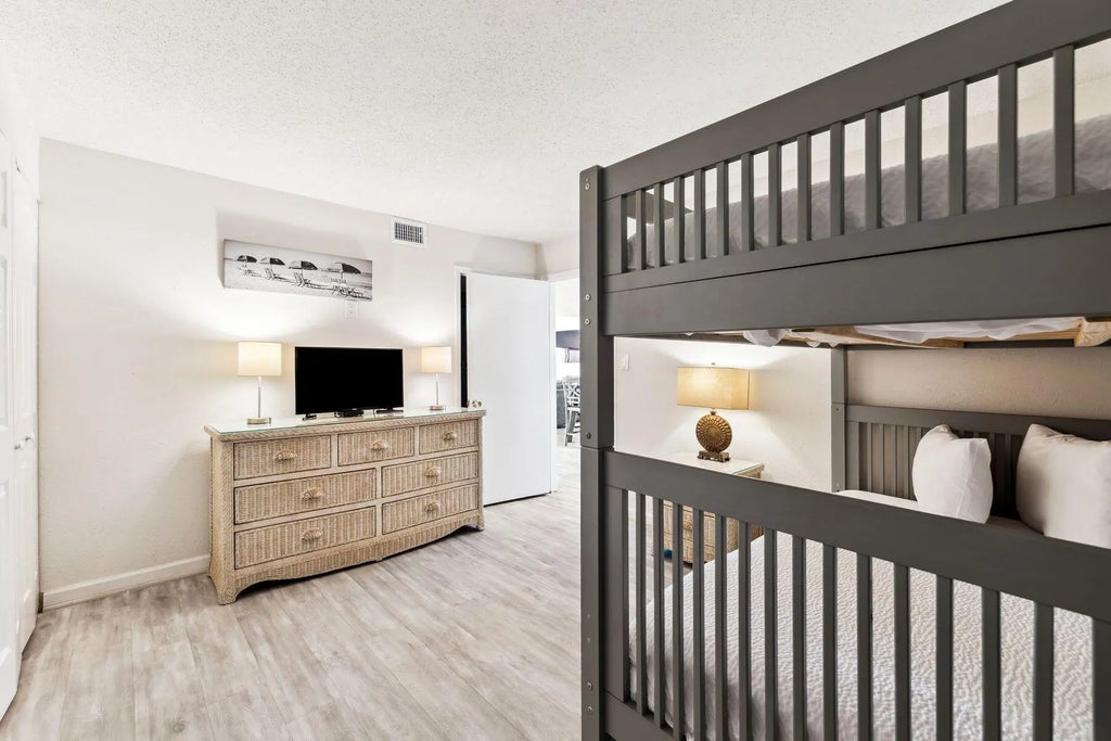16 of 28 - 23223 Front Beach Road B2405, Panama City Beach, FL