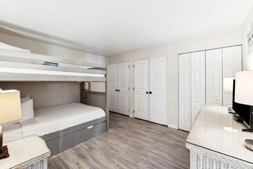 17 of 28 - 23223 Front Beach Road B2405, Panama City Beach, FL