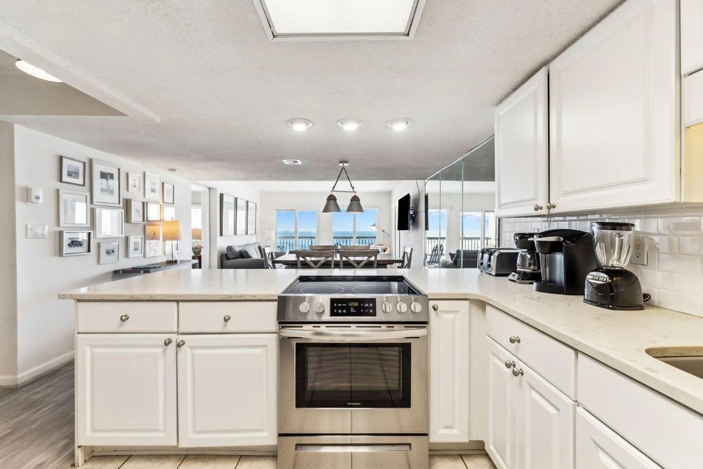 7 of 28 - 23223 Front Beach Road B2405, Panama City Beach, FL