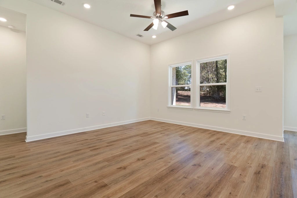 3 of 18 - 6016 Oak Hollow Way, Crestview, FL