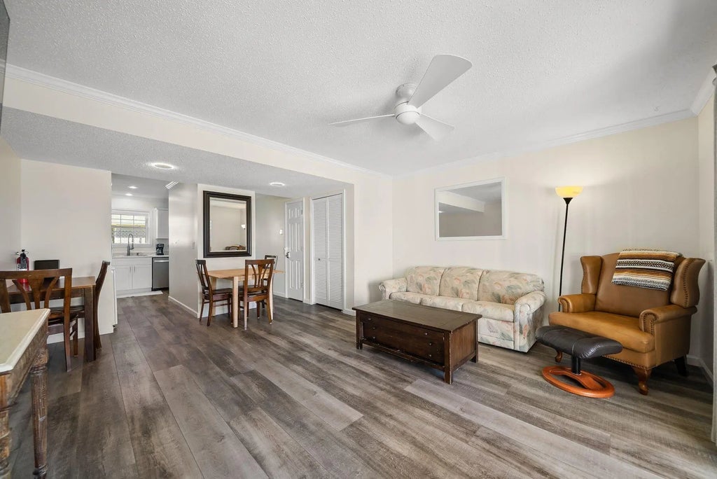 21 of 36 - 114 Malaga Place 4, Panama City Beach, FL