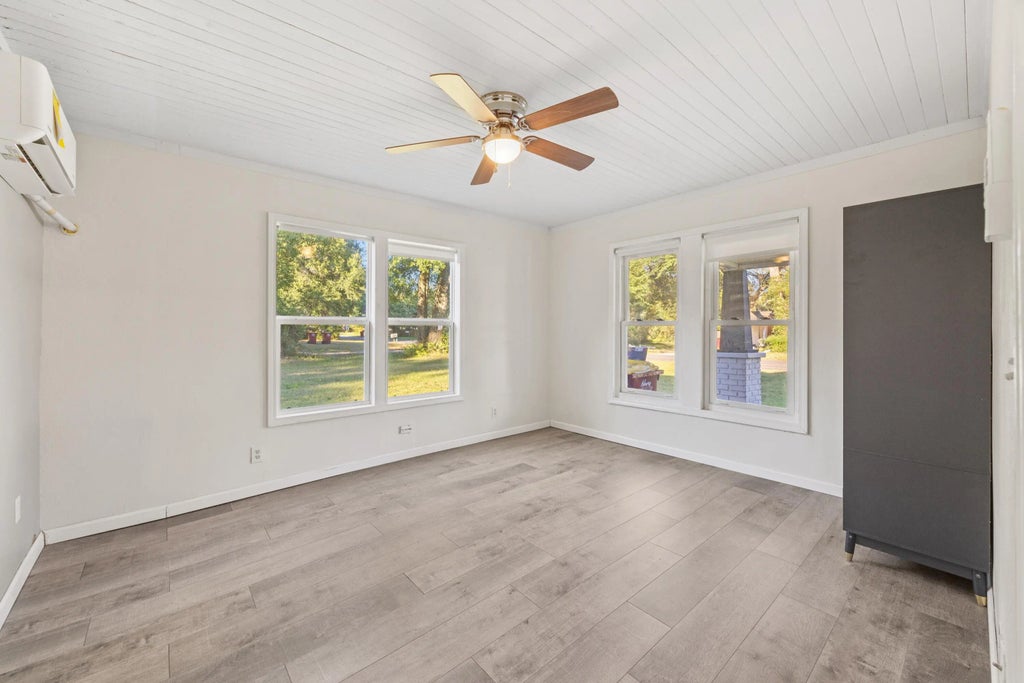 14 of 43 - 198 E 1st Avenue, Crestview, FL
