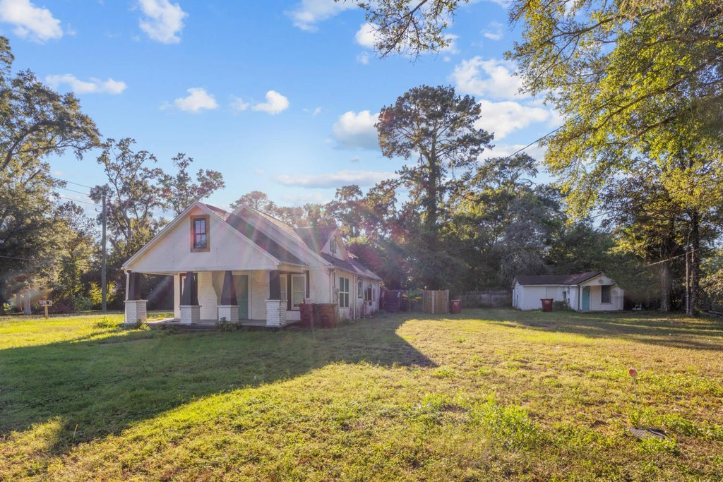 3 of 43 - 198 E 1st Avenue, Crestview, FL