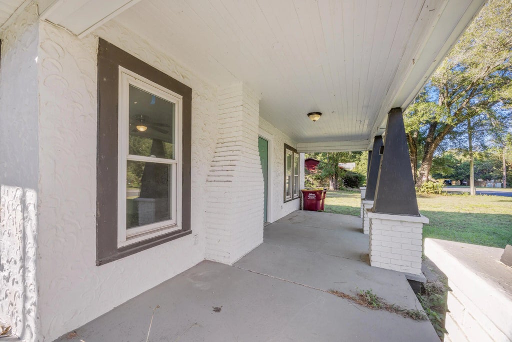 4 of 43 - 198 E 1st Avenue, Crestview, FL