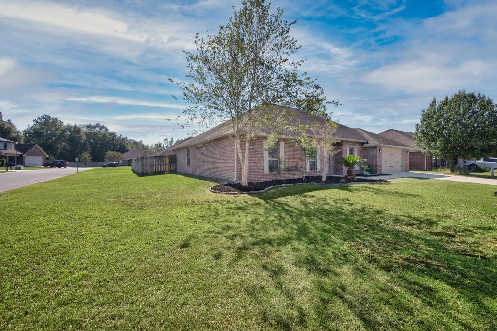 2 of 41 - 4537 Annabelle Lane Lane, Crestview, FL