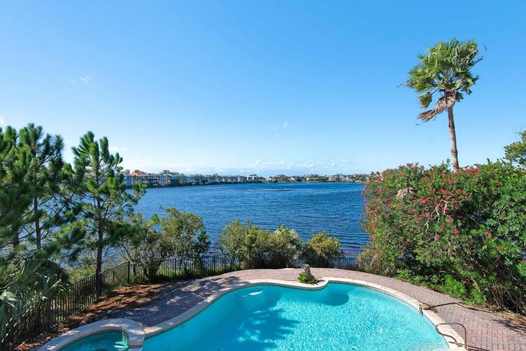 10 of 59 - 4700 Rendezvous Cove, Destin, FL