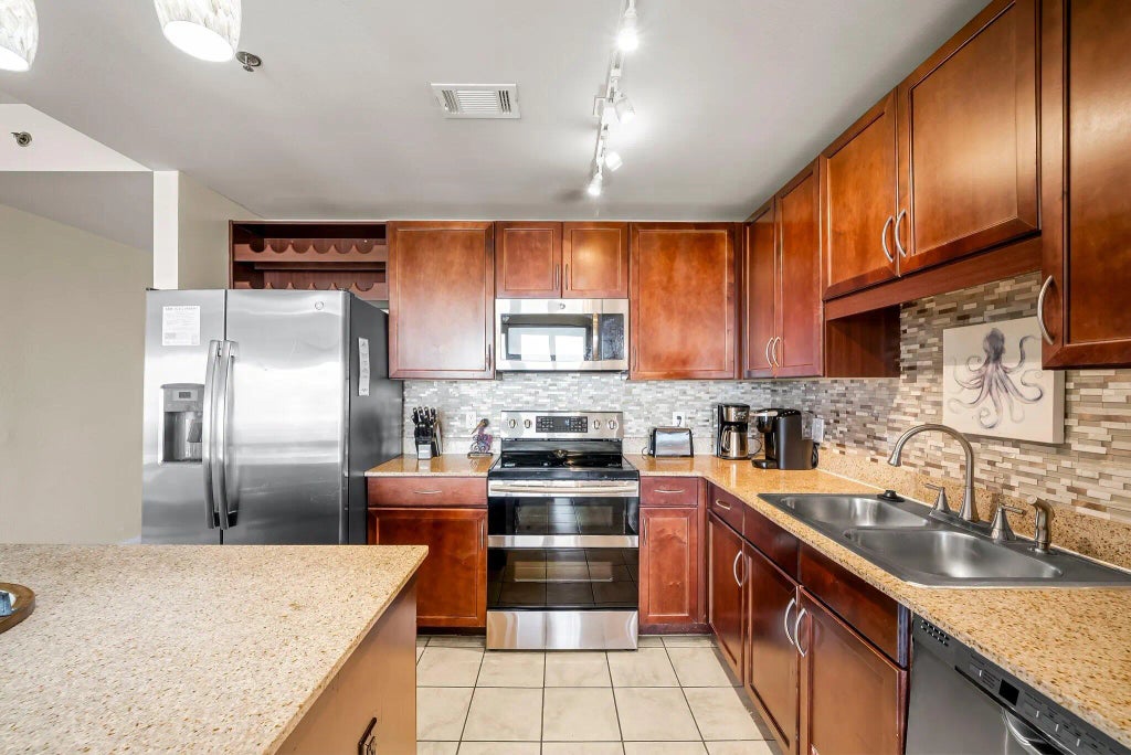 15 of 56 - 9902 S Thomas Drive 1430, Panama City Beach, FL