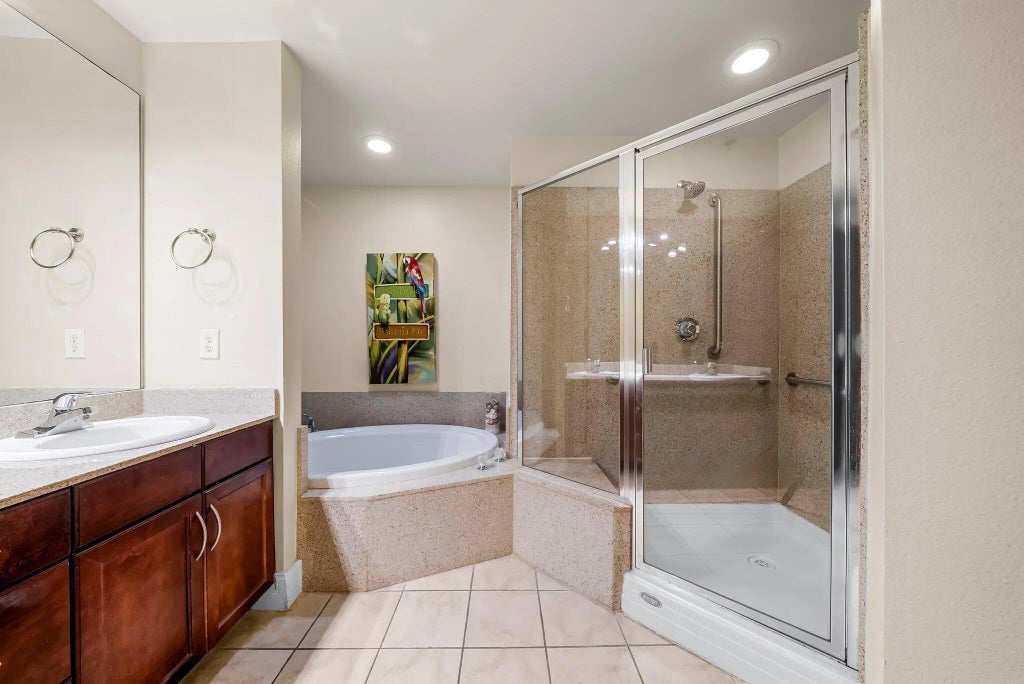 20 of 56 - 9902 S Thomas Drive 1430, Panama City Beach, FL