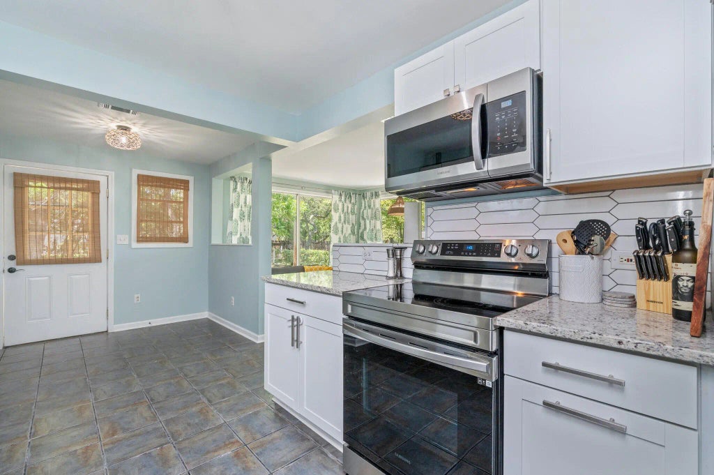 6 of 17 - 226 Ne Bradley Drive, Fort Walton Beach, FL