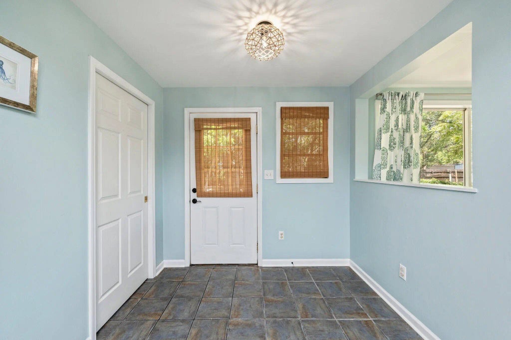 8 of 17 - 226 Ne Bradley Drive, Fort Walton Beach, FL
