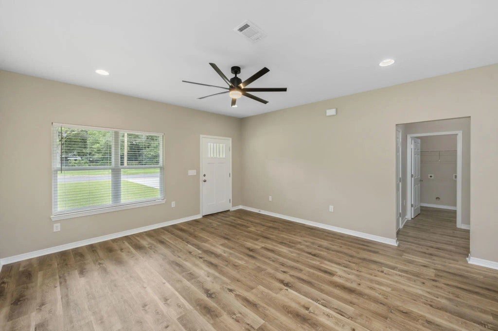 9 of 40 - 620 Shortwell Avenue, Crestview, FL