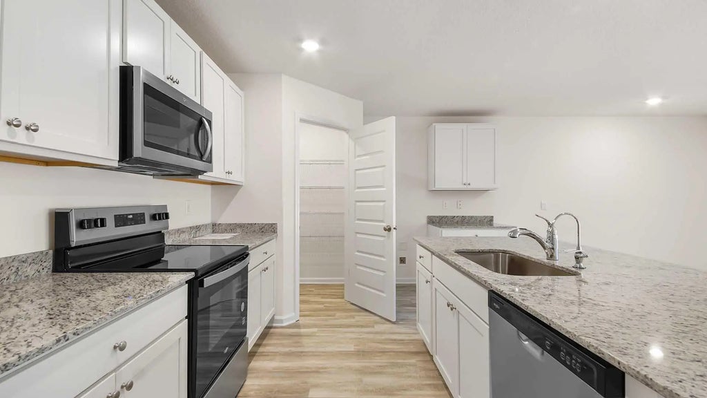 6 of 30 - 204 Eunola Lane, Freeport, FL