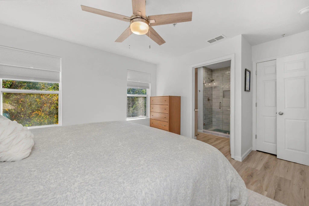 11 of 56 - 1409 W Highway 98 401, Mary Esther, FL
