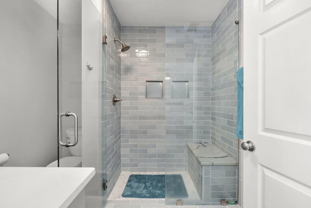 14 of 56 - 1409 W Highway 98 401, Mary Esther, FL
