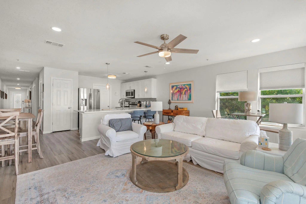 21 of 56 - 1409 W Highway 98 401, Mary Esther, FL