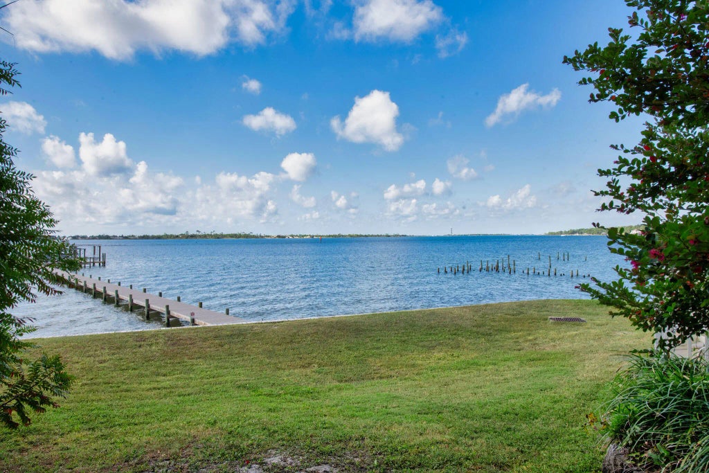 37 of 56 - 1409 W Highway 98 401, Mary Esther, FL