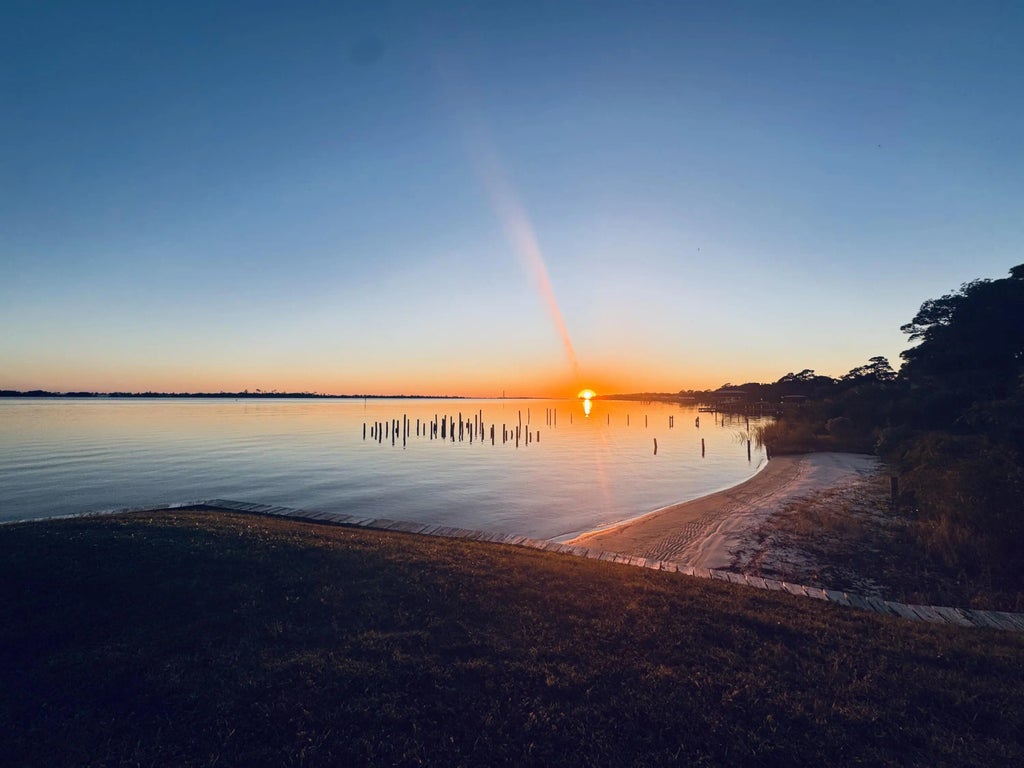 41 of 56 - 1409 W Highway 98 401, Mary Esther, FL
