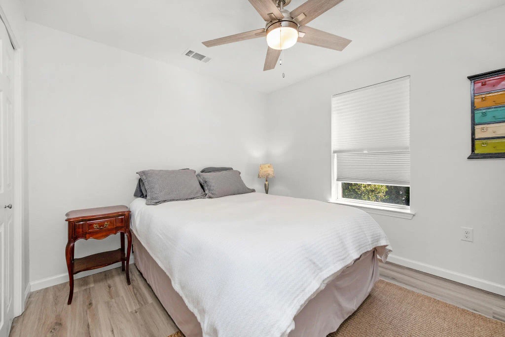 5 of 56 - 1409 W Highway 98 401, Mary Esther, FL
