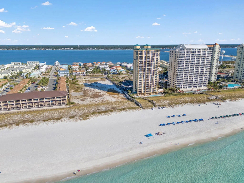 12 of 23 - 1428 Sonata Court, Navarre, FL