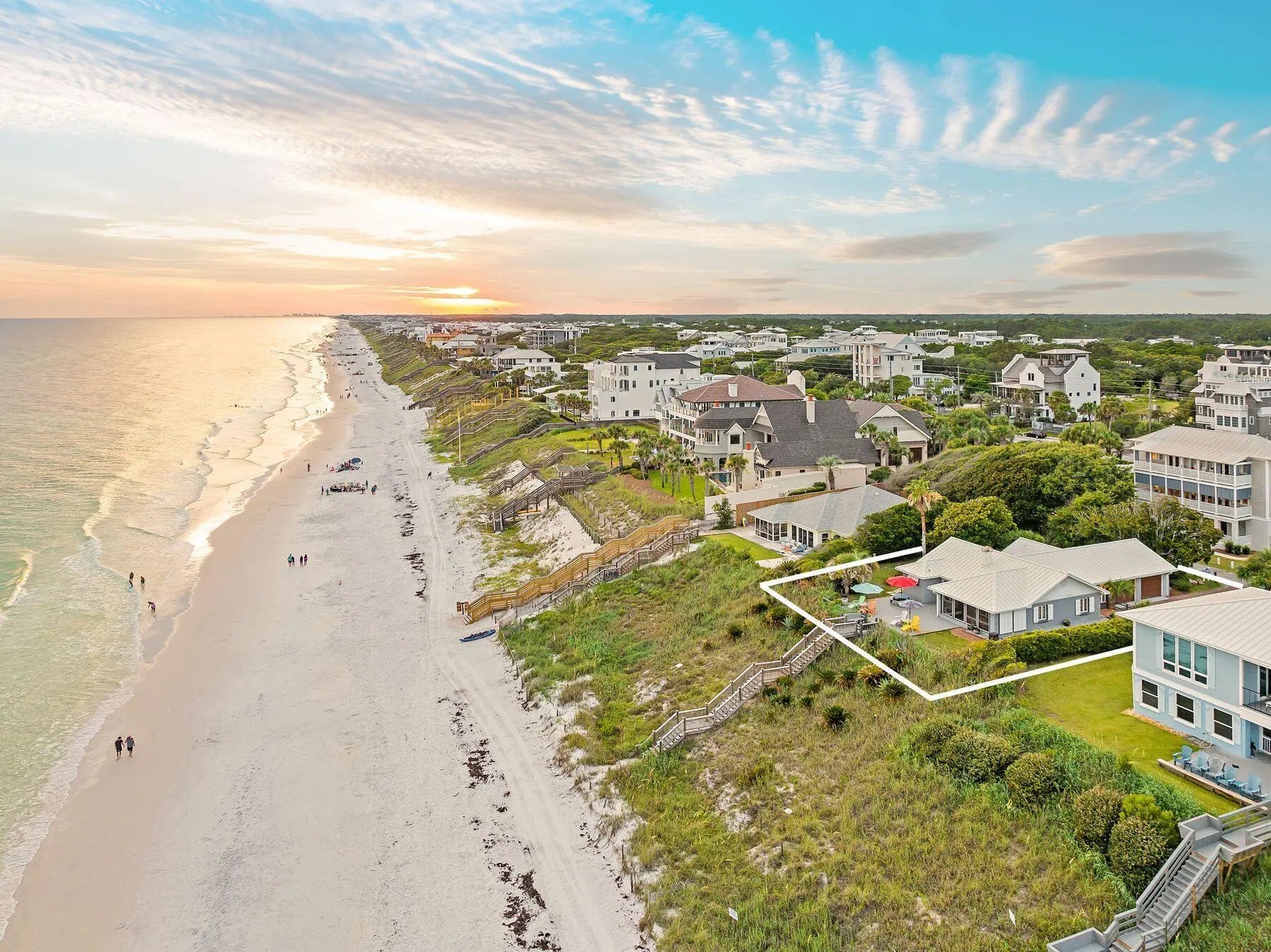 Photo of Listing #987928