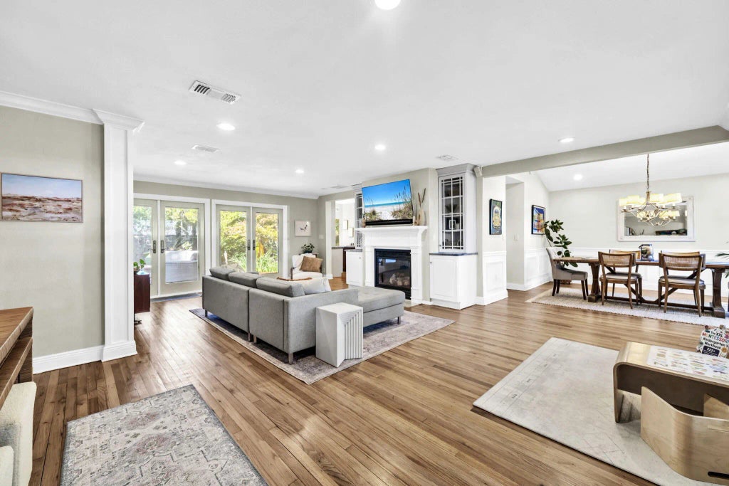 18 of 70 - 32 Se Bay Drive, Fort Walton Beach, FL