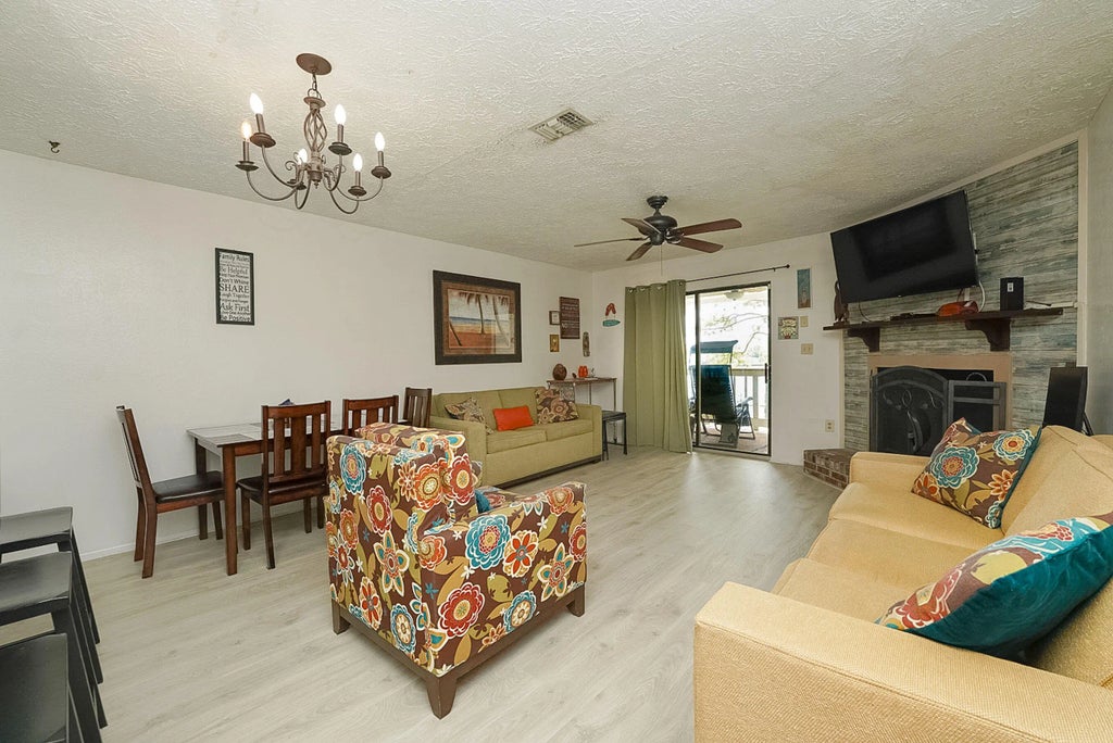 12 of 19 - 6903 N Lagoon Drive 52, Panama City Beach, FL
