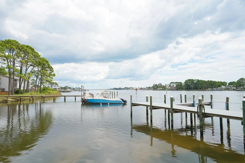6 of 19 - 6903 N Lagoon Drive 52, Panama City Beach, FL