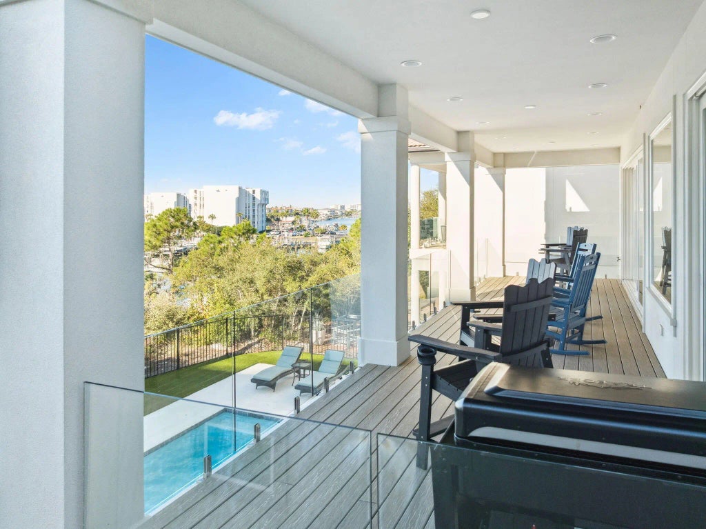 20 of 54 - 754 Harbor Boulevard, Destin, FL