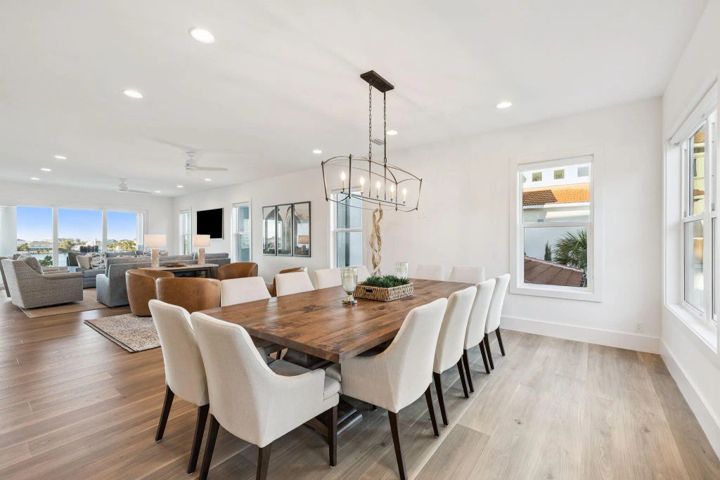 31 of 54 - 754 Harbor Boulevard, Destin, FL