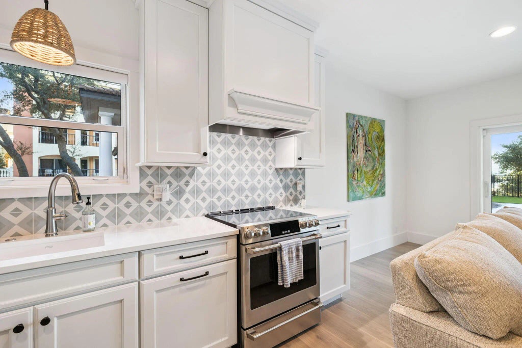 9 of 54 - 754 Harbor Boulevard, Destin, FL