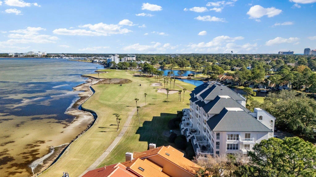 32 of 47 - 3 Players Club 3, Miramar Beach, FL