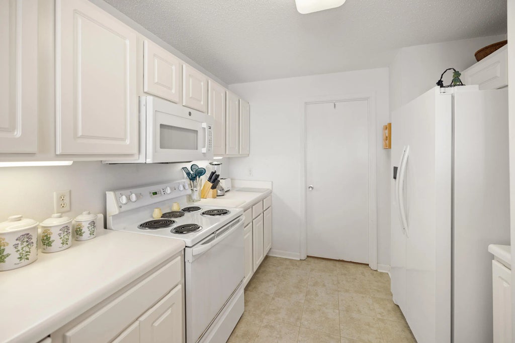 46 of 61 - 321 Bream Avenue 508, Fort Walton Beach, FL