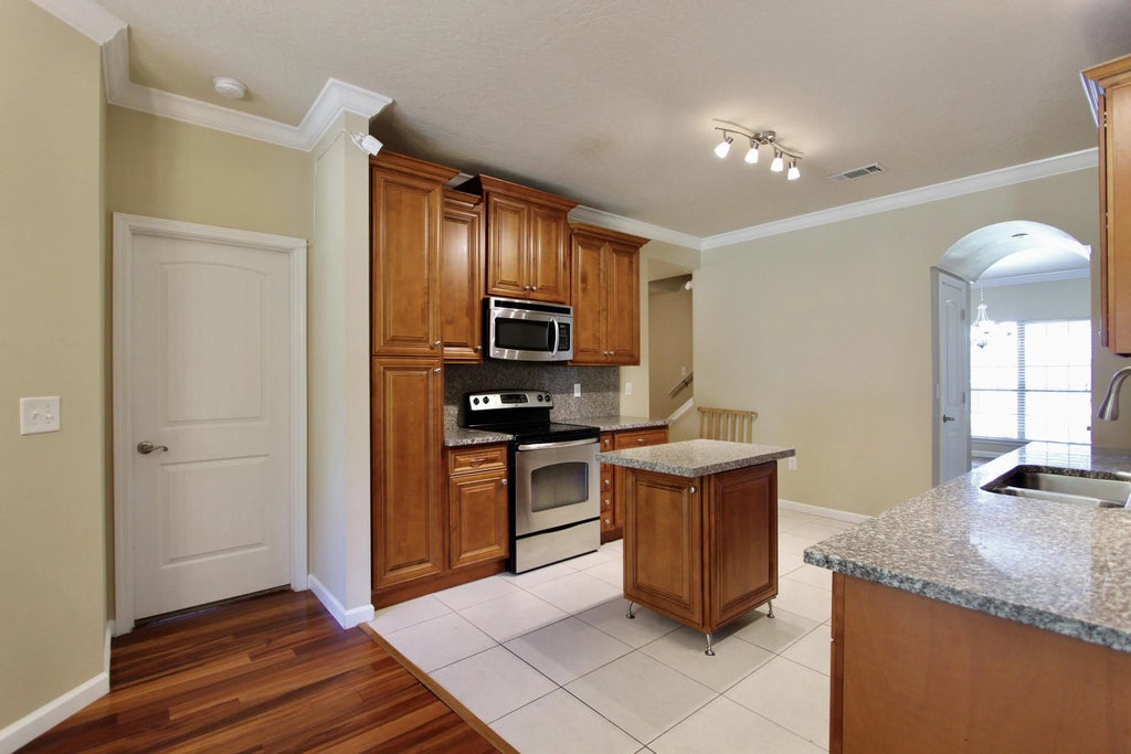 7 of 42 - 5260 Moore Loop, Crestview, FL