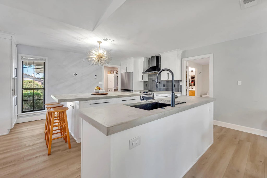 17 of 61 - 2236 Fox Den Drive, Navarre, FL