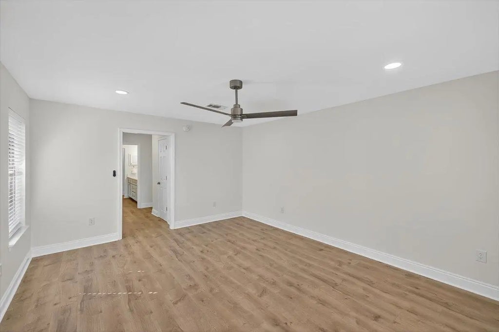13 of 39 - 4627 Windstarr Drive, Destin, FL