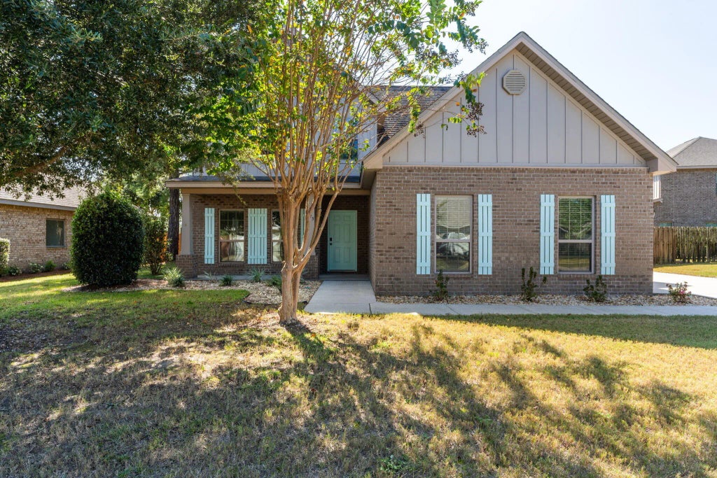 1 of 67 - 125 Whitman Way, Freeport, FL