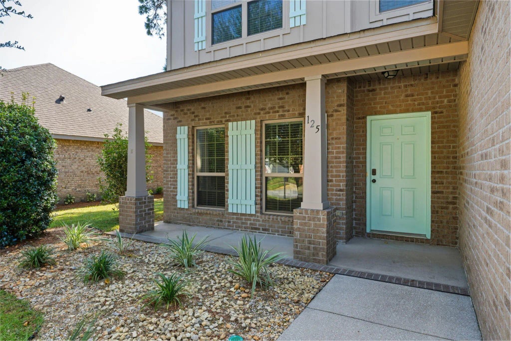 8 of 67 - 125 Whitman Way, Freeport, FL