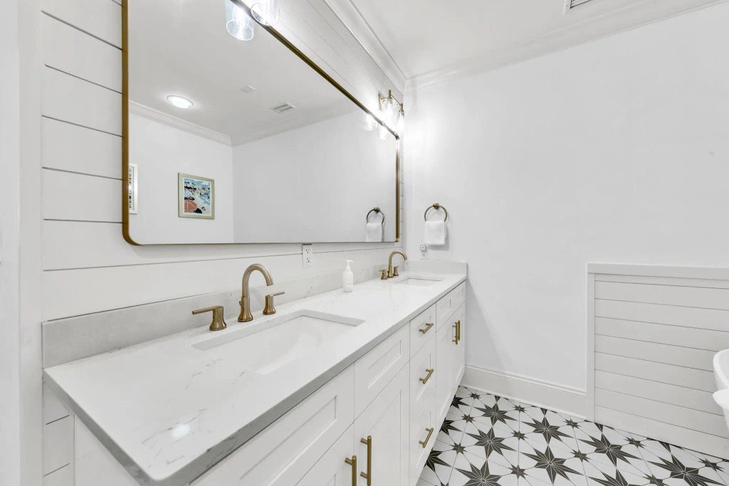 19 of 40 - 2421 W County Highway 30a Unit E103, Santa Rosa Beach, FL