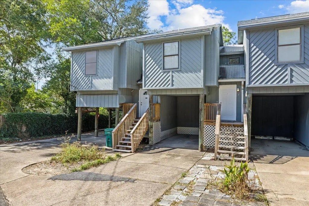 2 of 18 - 200 White Street 2, Niceville, FL