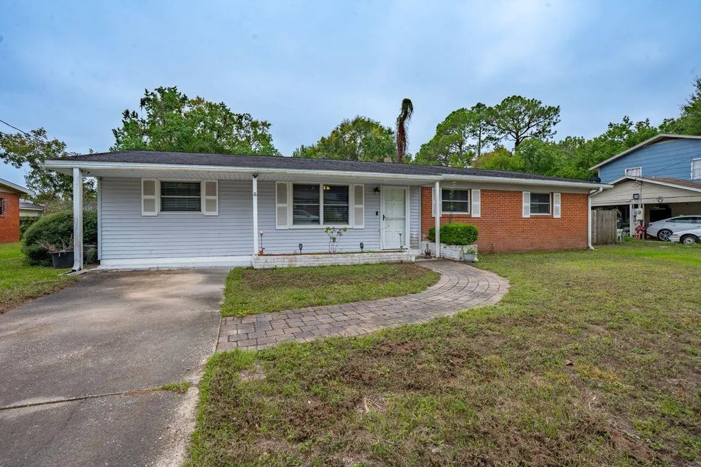1 of 36 - 228 Nw Watson Drive, Fort Walton Beach, FL